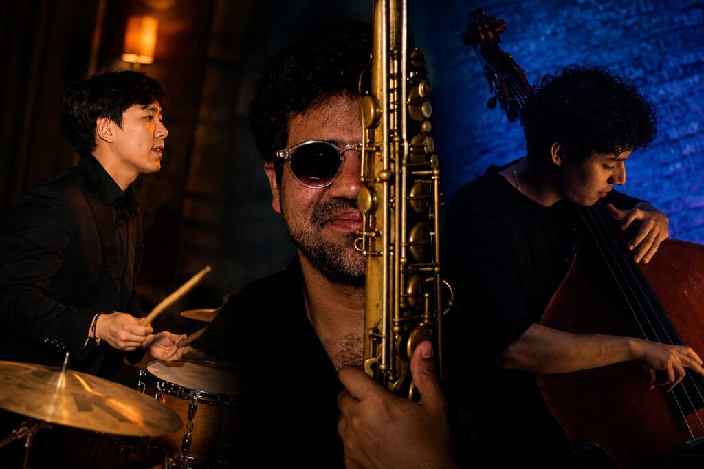 Nothing To Declare: internationales Jazz Trio